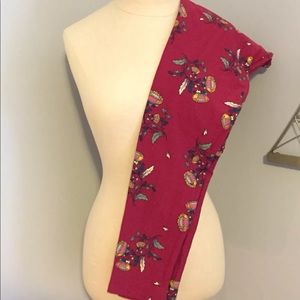 LuLaRoe TC New Solid Red Cranberry Floral Leggings